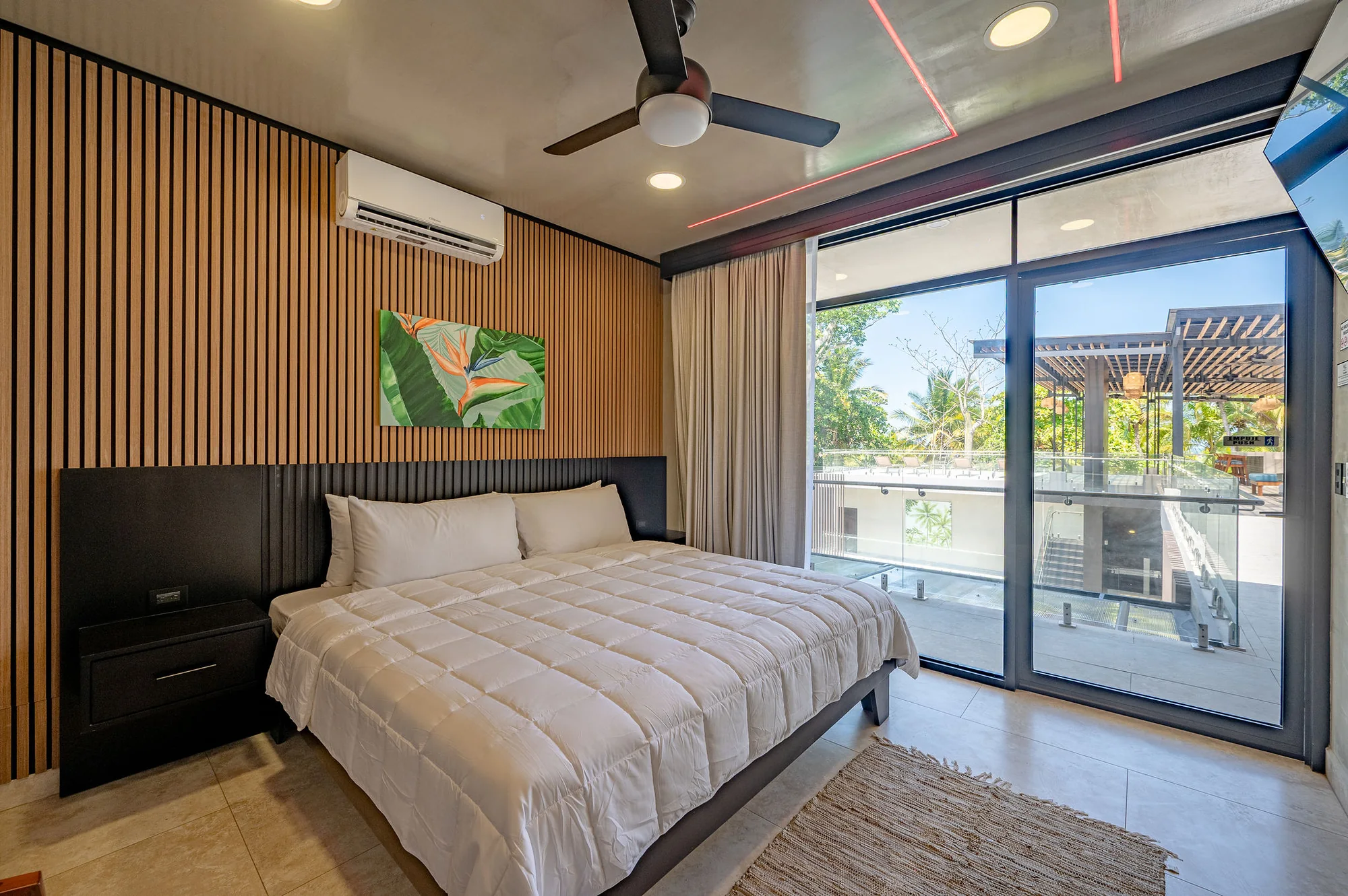 King suite with a private balcony